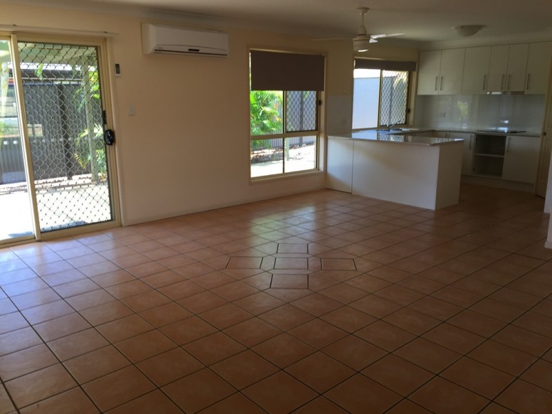 1 Kintyre Street, Victoria Point QLD 4165