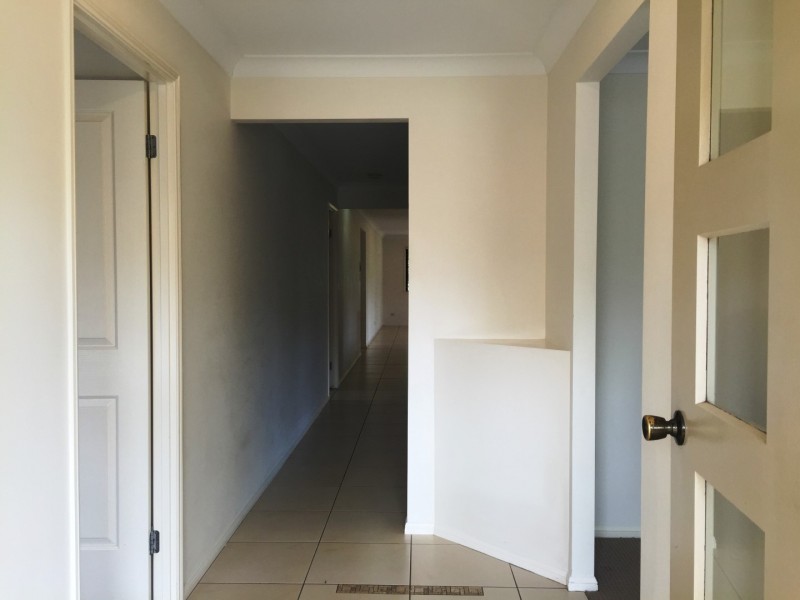 2 Anchor Place, Redland Bay QLD 4165