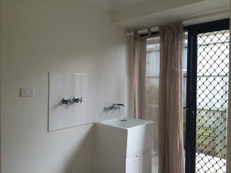 2 Anchor Place, Redland Bay QLD 4165