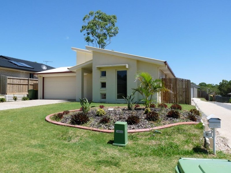 11 Fiddlewood Street, Victoria Point QLD 4165