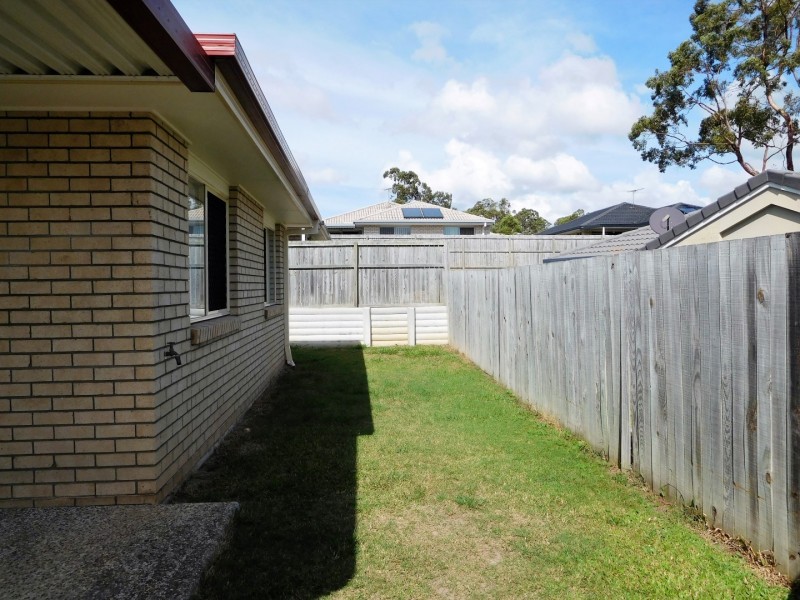 11 Fiddlewood Street, Victoria Point QLD 4165