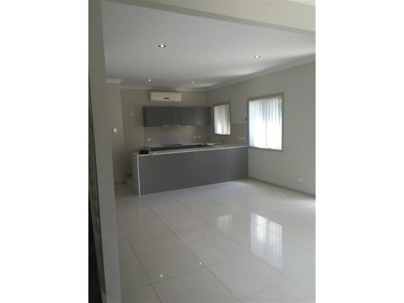 3/8 Boat Street, Victoria Point QLD 4165