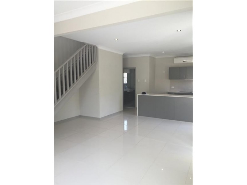 3/8 Boat Street, Victoria Point QLD 4165
