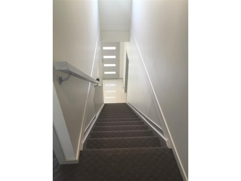 3/8 Boat Street, Victoria Point QLD 4165