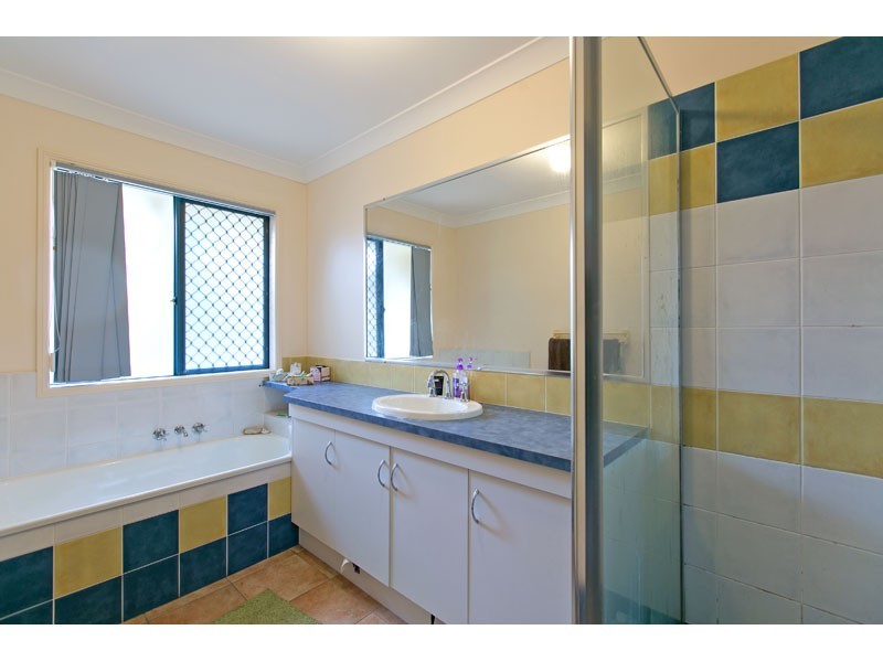 16 Alarna Street, Victoria Point QLD 4165