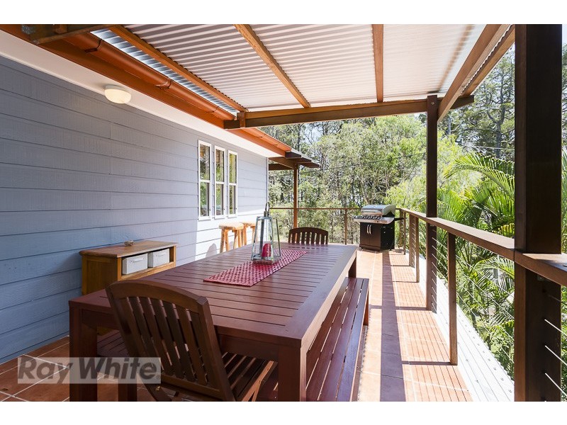 10 Flinders Street, Coochiemudlo Island QLD 4184