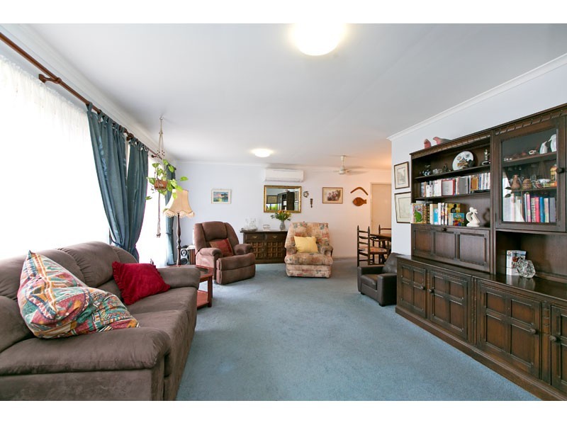2 Leeds Court, Alexandra Hills QLD 4161