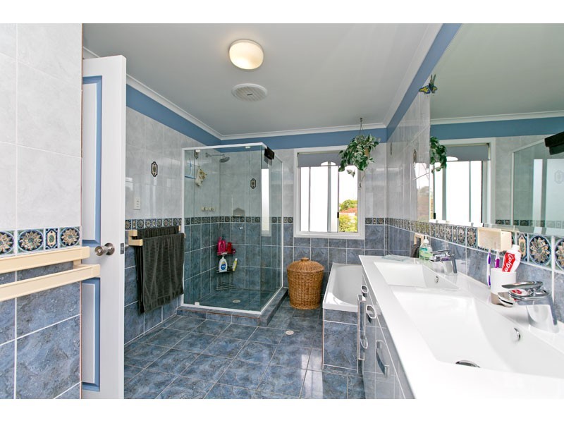 9A Eagle Street, Victoria Point QLD 4165