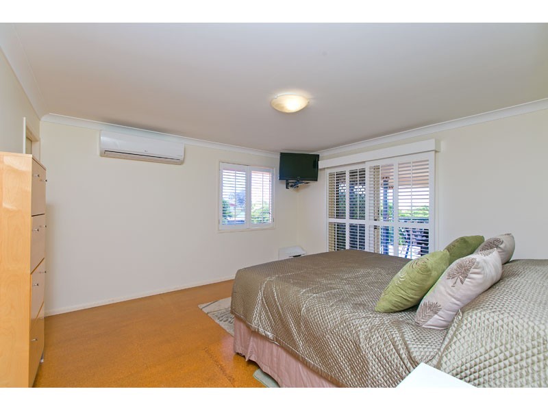 13 Hatchman Street, Victoria Point QLD 4165