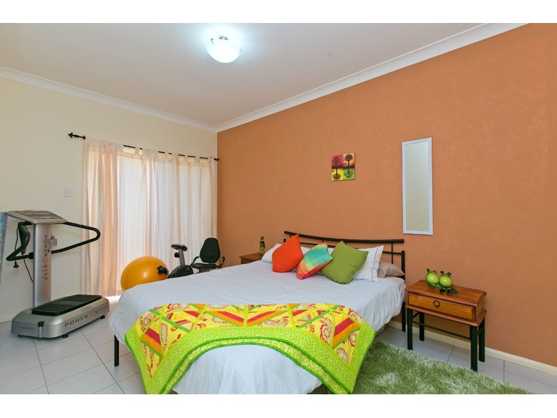 13 Hatchman Street, Victoria Point QLD 4165
