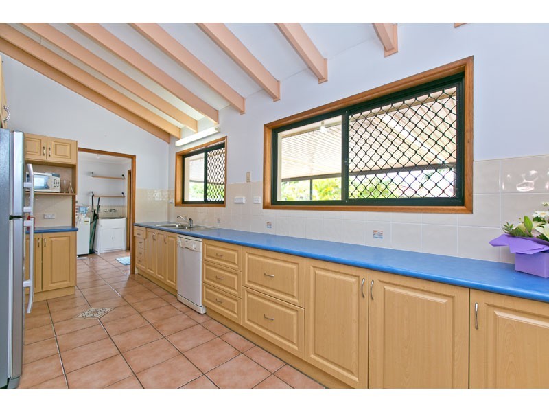 136 Sycamore Parade, Victoria Point QLD 4165