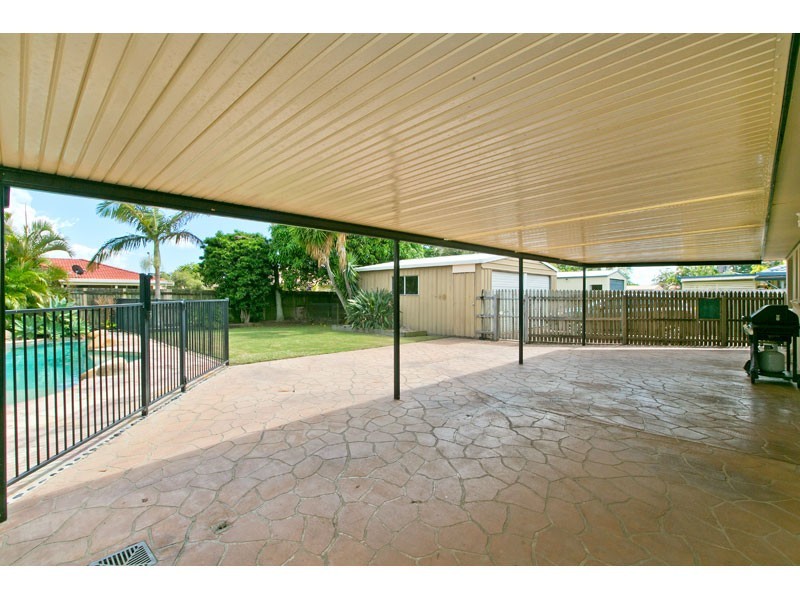 136 Sycamore Parade, Victoria Point QLD 4165
