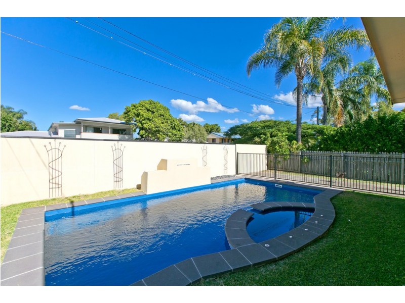 30 Yeo Street, Victoria Point QLD 4165