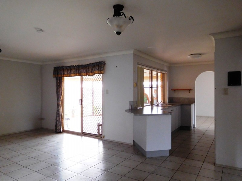 10 Nottingham Drive, Victoria Point QLD 4165