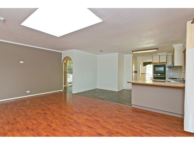 4 Chinnock Court, Alexandra Hills QLD 4161