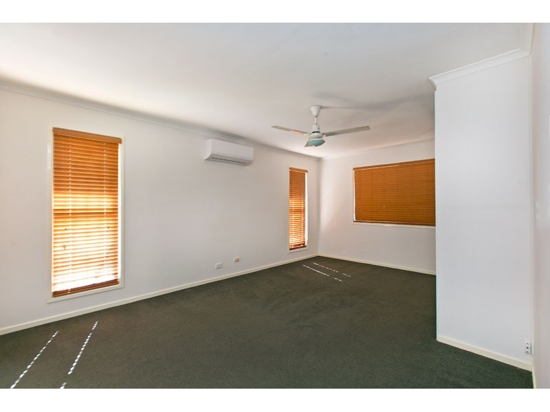 4 Chinnock Court, Alexandra Hills QLD 4161