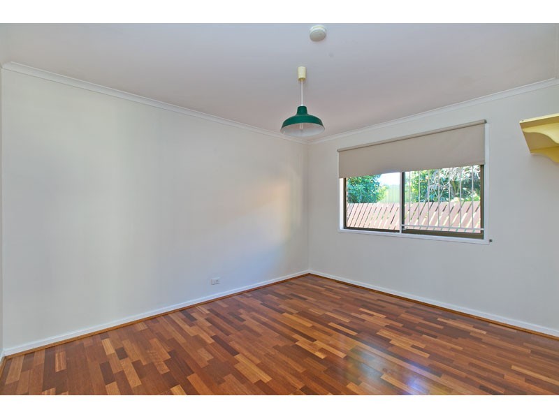 4 Chinnock Court, Alexandra Hills QLD 4161