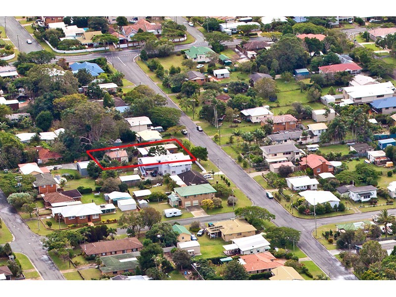 12 Base Street, Victoria Point QLD 4165