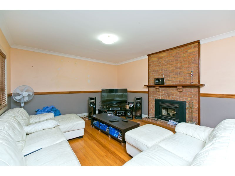12 Base Street, Victoria Point QLD 4165