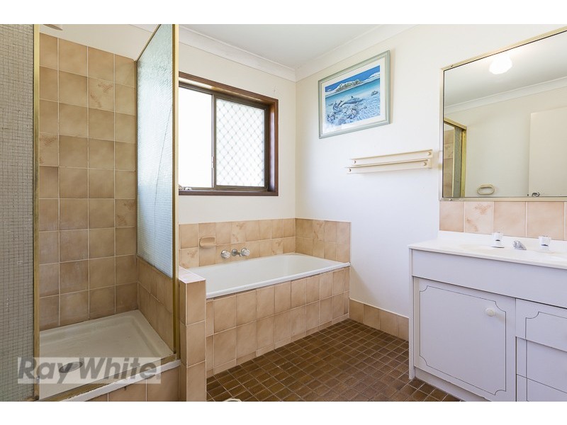 17 Strachan Road, Victoria Point QLD 4165