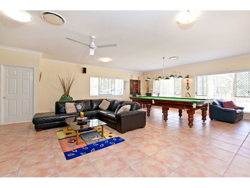 68-70 Kinross Road, Thornlands QLD 4164