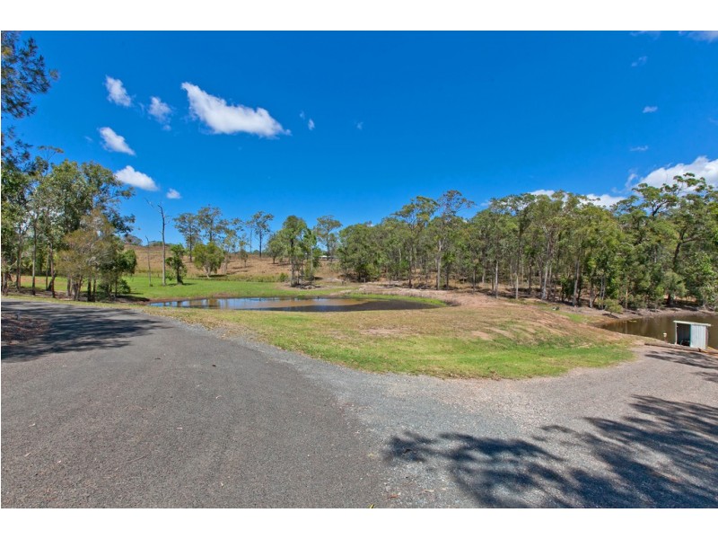 68-70 Kinross Road, Thornlands QLD 4164