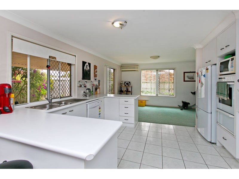 62 Fryar Street, Victoria Point QLD 4165