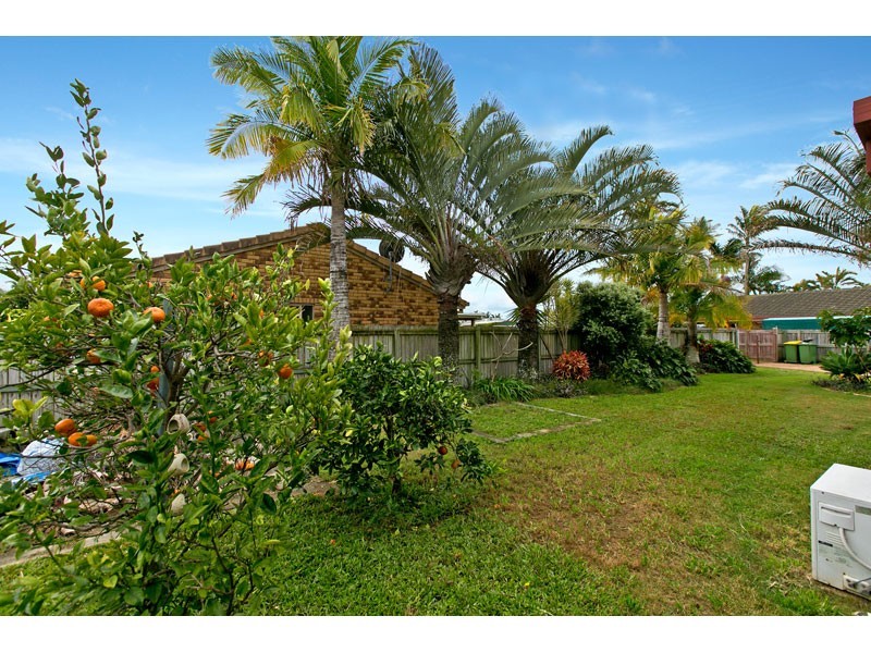 62 Fryar Street, Victoria Point QLD 4165