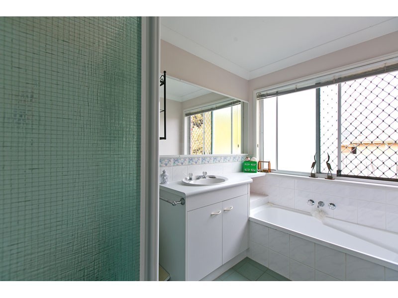 62 Fryar Street, Victoria Point QLD 4165