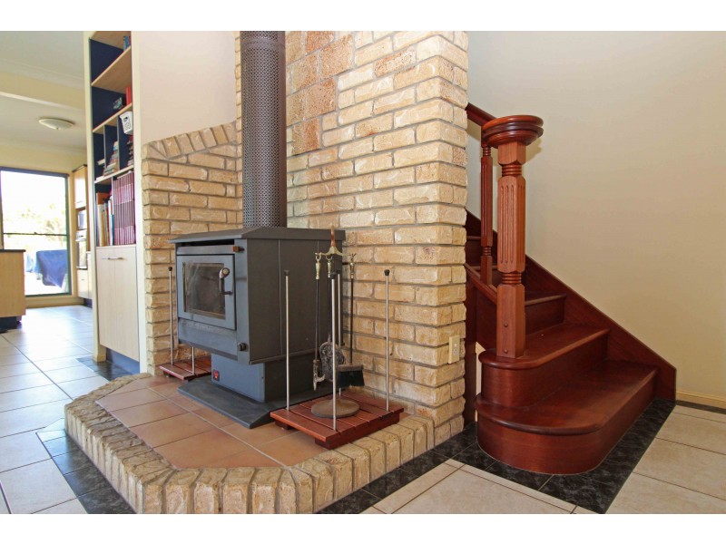 13B Yeo Street, Victoria Point QLD 4165