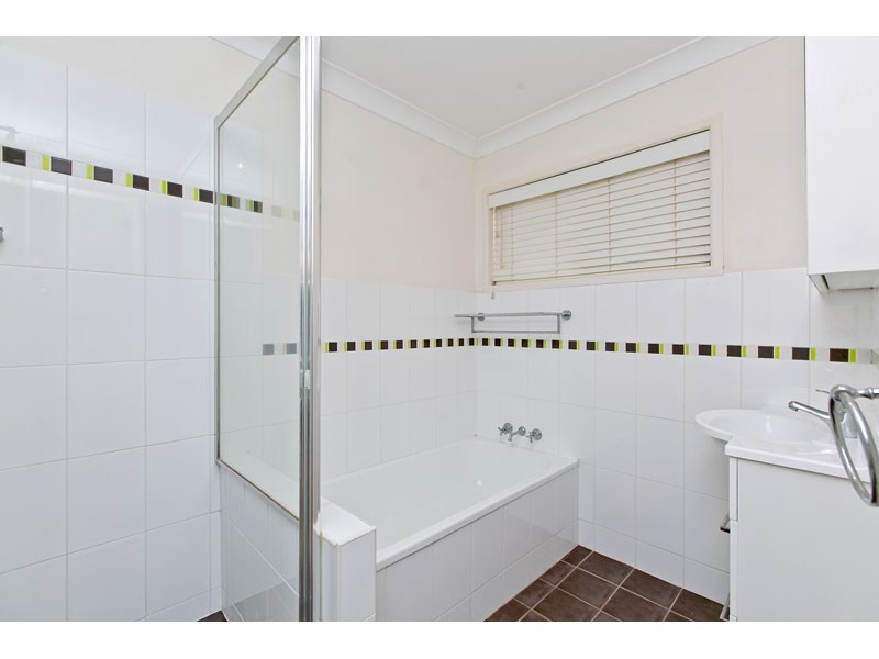 11 Chestnut Crescent, Victoria Point QLD 4165