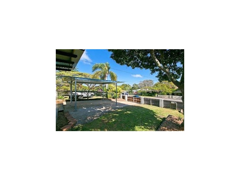 122 Cane Street, Redland Bay QLD 4165
