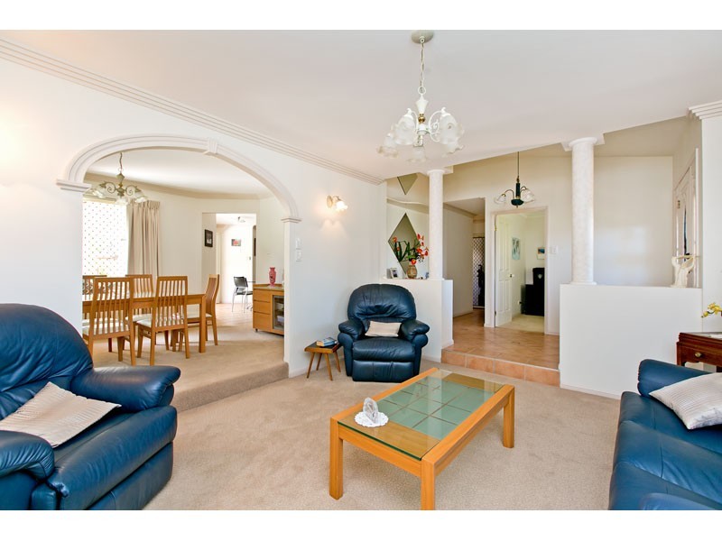 17 Daysland Street, Victoria Point QLD 4165