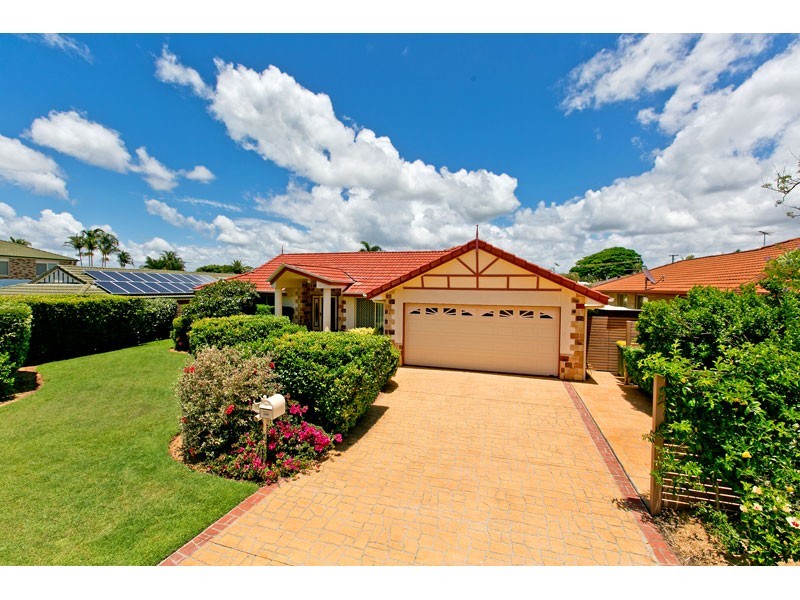 17 Daysland Street, Victoria Point QLD 4165