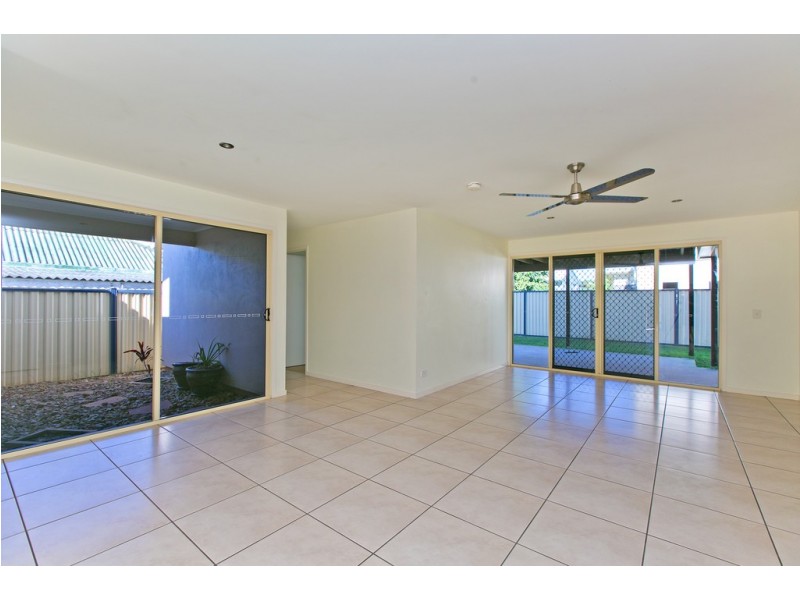 11 YEO STREET, Victoria Point QLD 4165