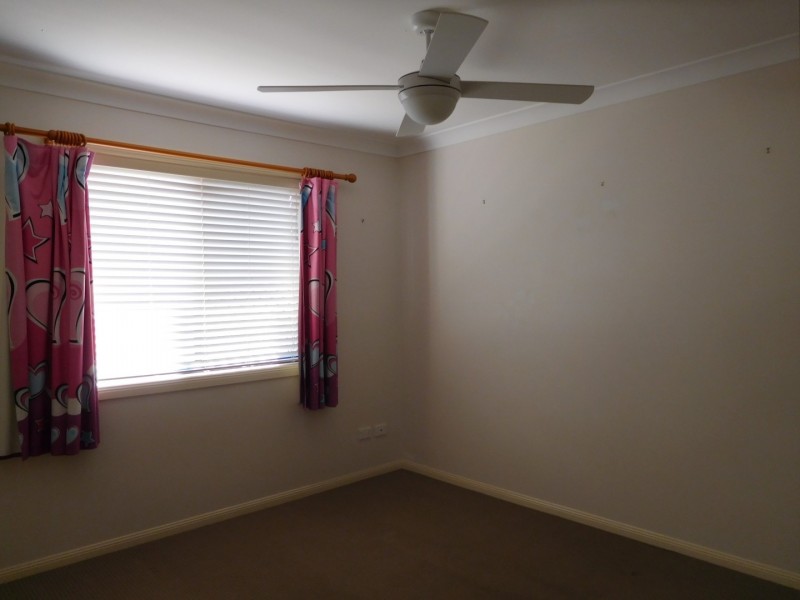 19 Seaholly  Crescent, Victoria Point QLD 4165