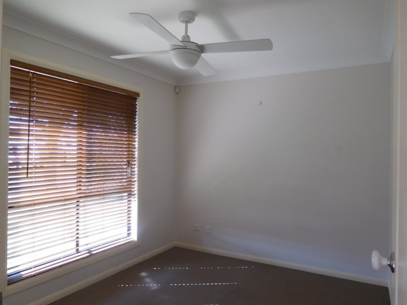 19 Seaholly  Crescent, Victoria Point QLD 4165