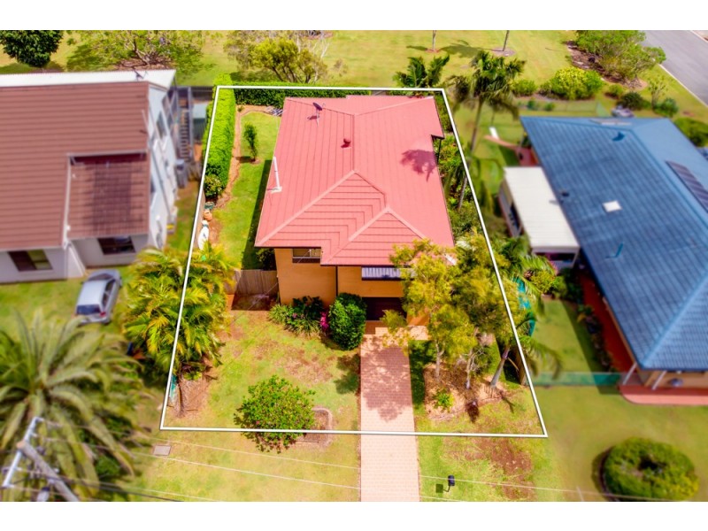 2 Vanessa Place, Victoria Point QLD 4165