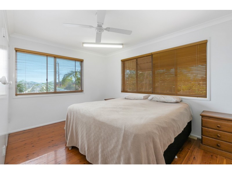 2 Vanessa Place, Victoria Point QLD 4165