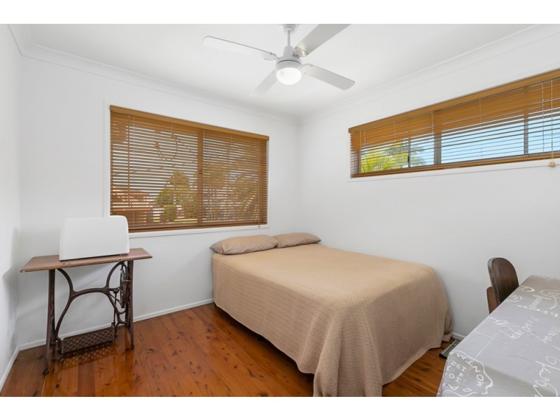 2 Vanessa Place, Victoria Point QLD 4165