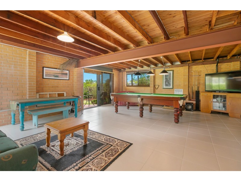 2 Vanessa Place, Victoria Point QLD 4165