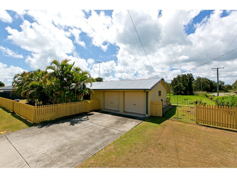 1 Morell Street, Victoria Point QLD 4165