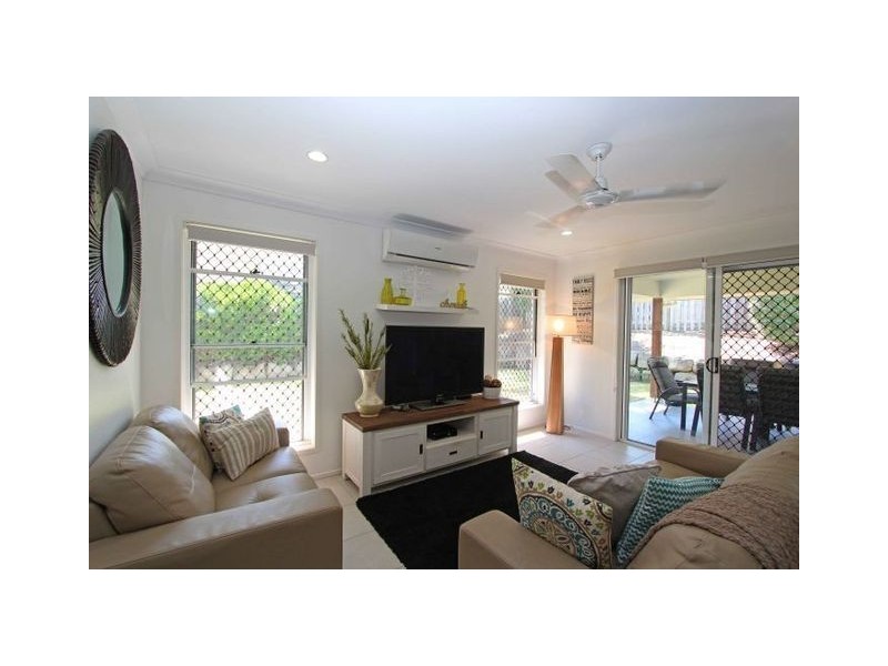 8 Balladonia St, Mount Cotton QLD 4165