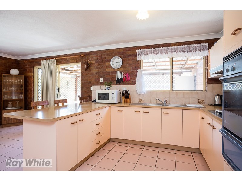 9 Strachan Road, Victoria Point QLD 4165