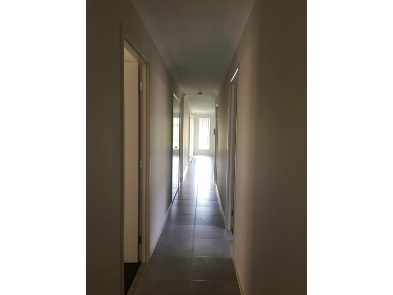 3 Base Street, Victoria Point QLD 4165