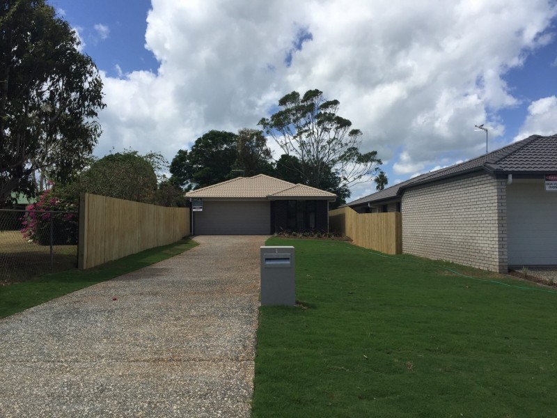 1 Base Street, Victoria Point QLD 4165