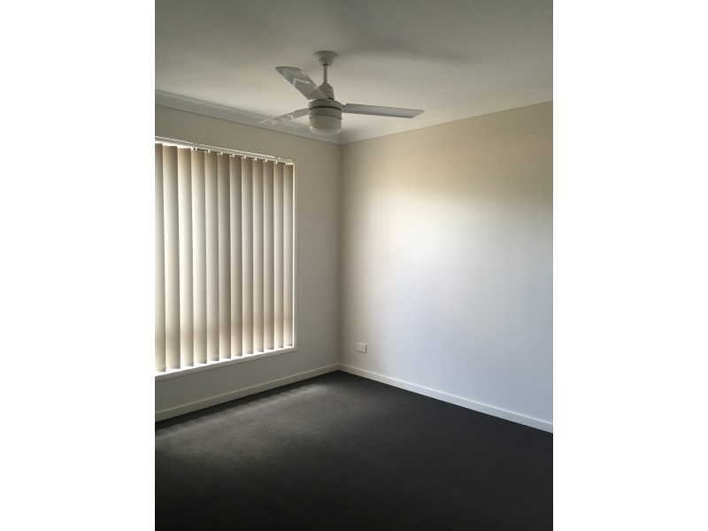 1 Base Street, Victoria Point QLD 4165
