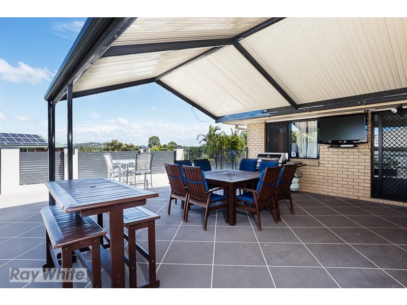 12 Tahan Crescent, Tanah Merah QLD 4128