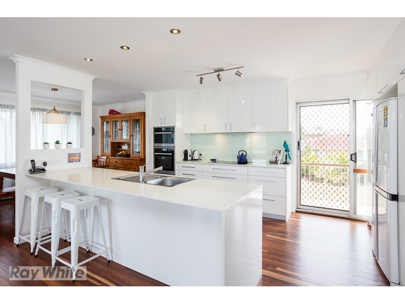 31 Wilmot Street, Victoria Point QLD 4165