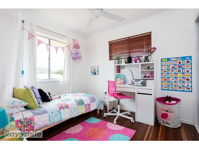 31 Wilmot Street, Victoria Point QLD 4165